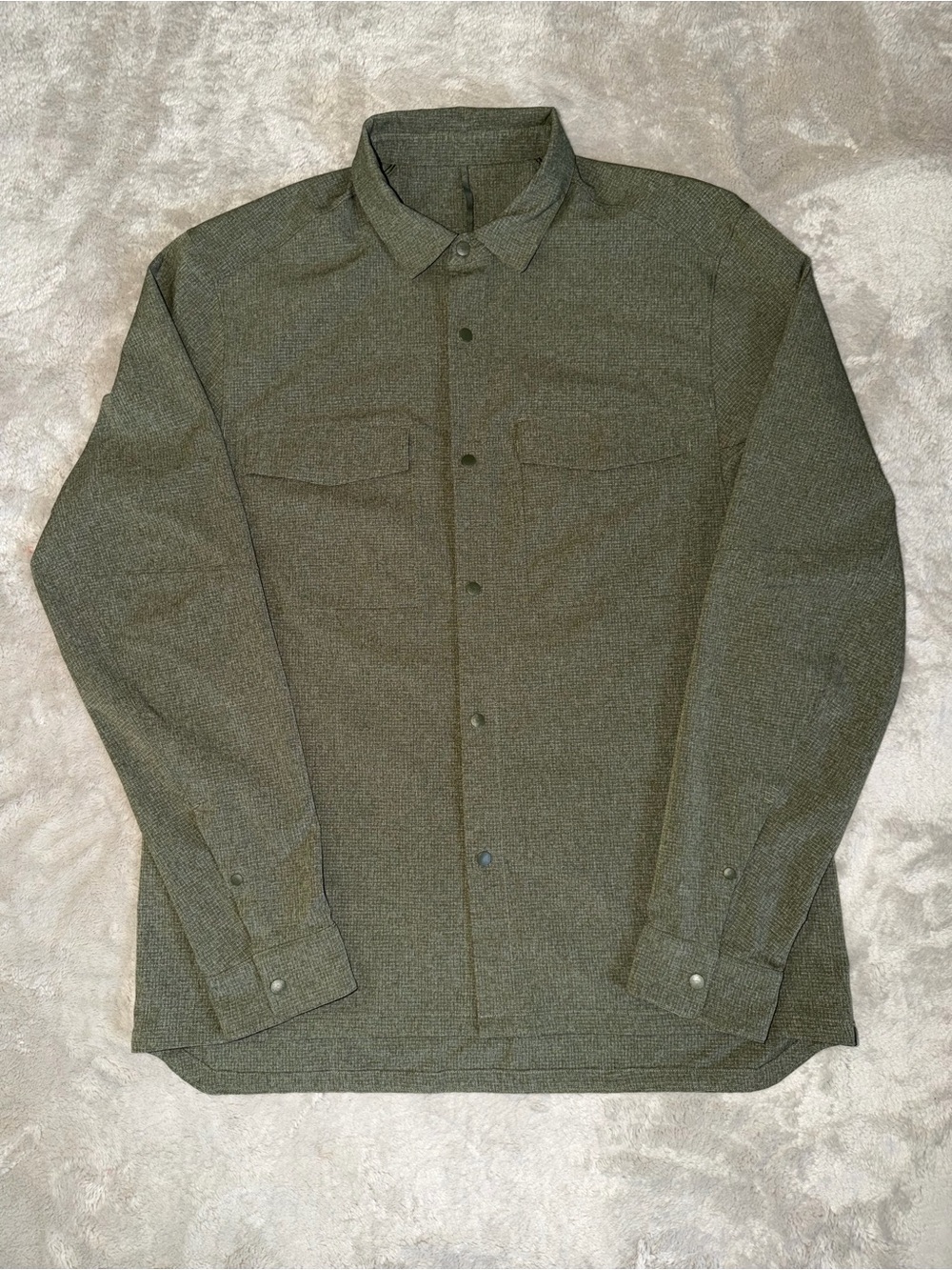 Lululemon Airing Easy Snap Button Overshirt Heathered Medium Olive Men’s Medium